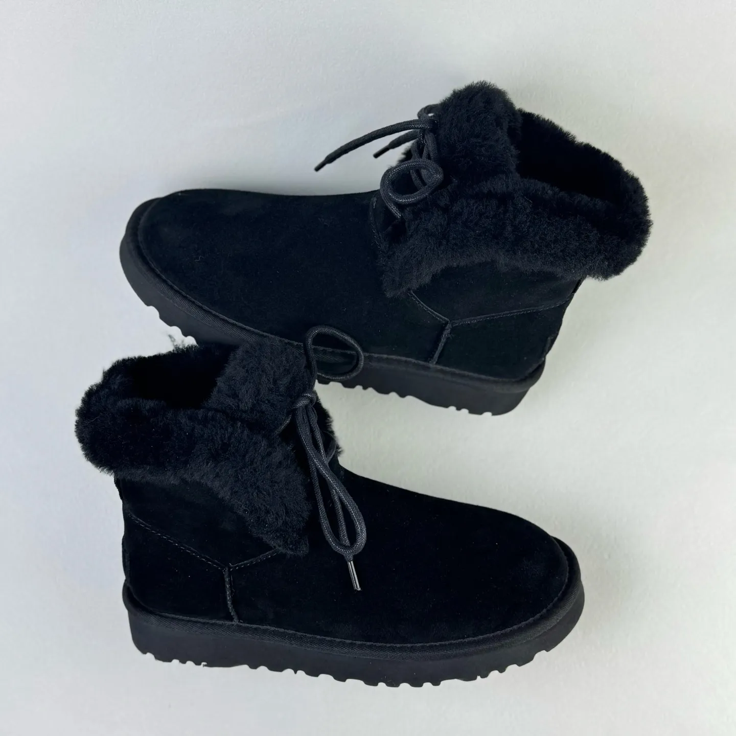 The top version in Guangzhou has arrived. Local 💰600 UGG Classic Novelty comfortable and fashionable snow boots for women have arrived 35-40